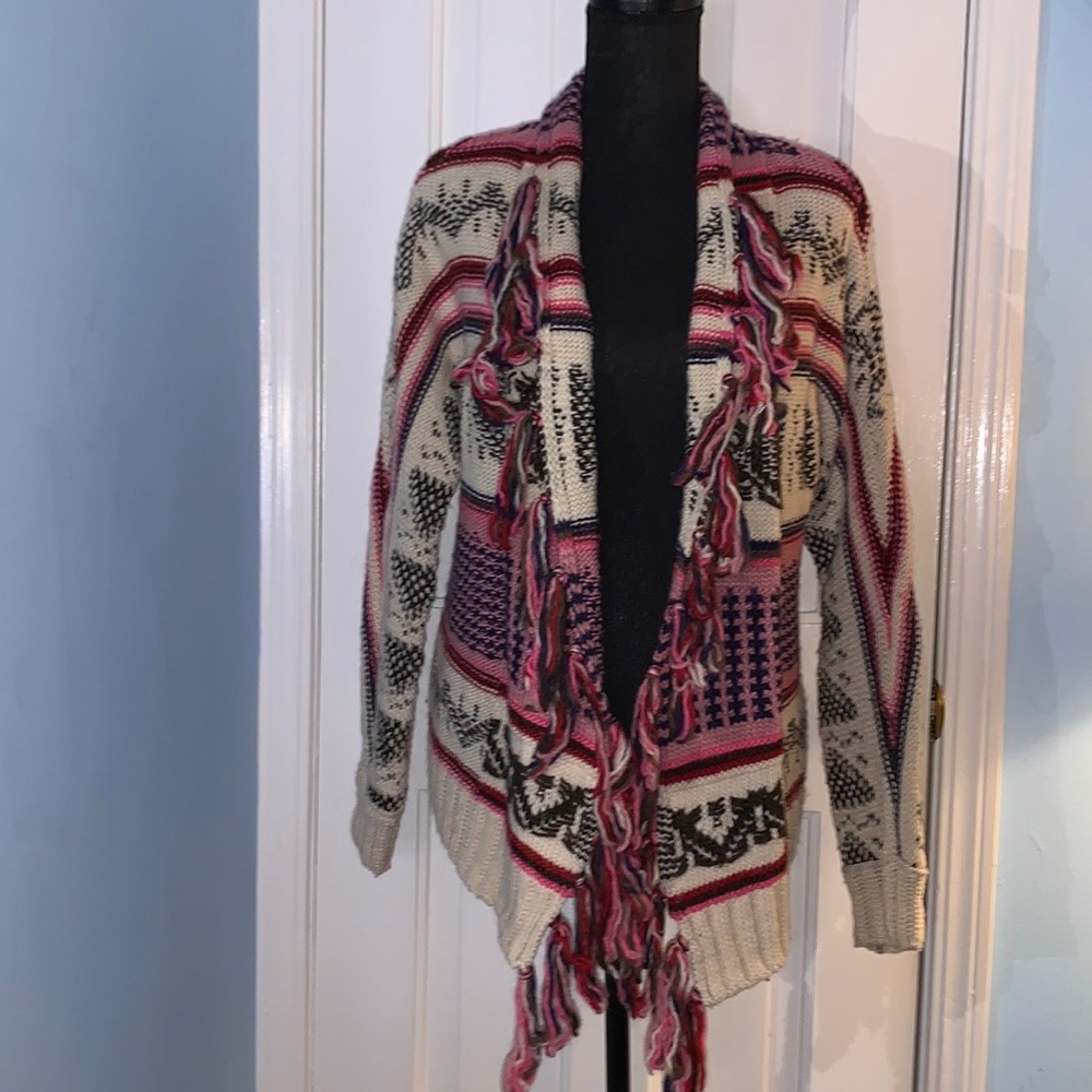 ! Pink Cream and Black Knit Patterned Winter Sweater American Eagle